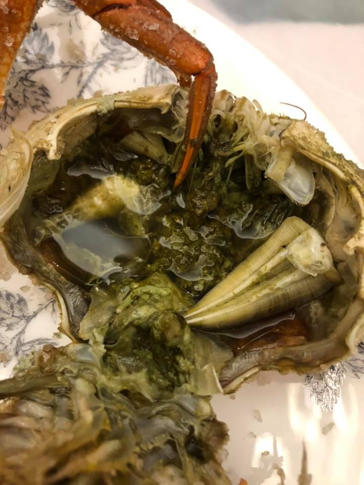 網民認為購買的蟹有問題。網民Winnie Yeung圖片