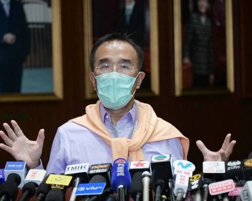 田北辰倡入境者須交健康證明。