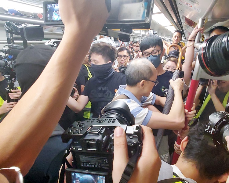兩男涉寶琳站襲休班地鐵車長，被控襲擊致身體造成傷害罪。 資料圖片