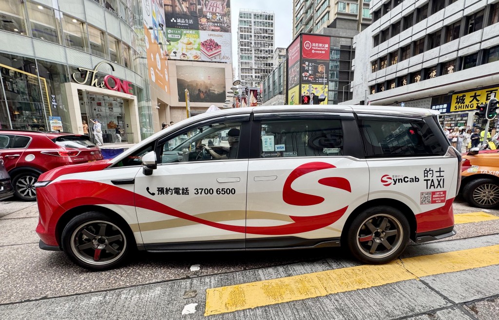 莊豪鋒提醒網約車司機必須提醒乘客佩戴，否則是司機會被罰款。資料圖片