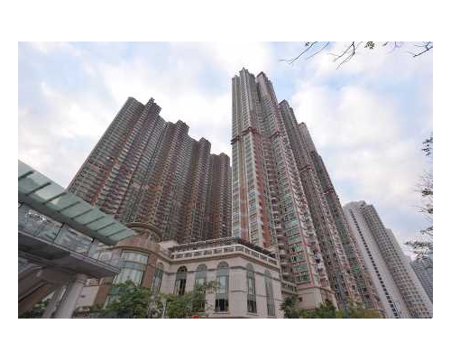 栢慧豪園中央公園景戶前後共減98萬易手。