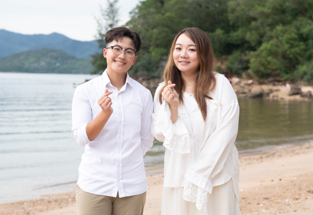 今次更邀請到劉倬昕演出拍mv。 今次更邀請到劉倬昕演出拍mv。