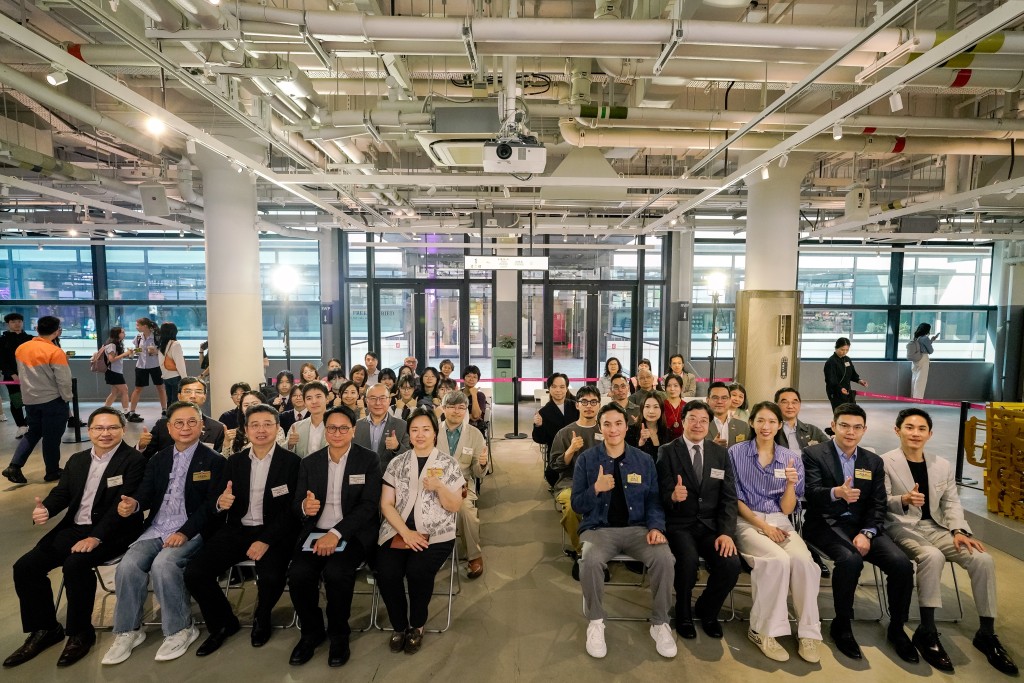 典禮嘉賓及一眾得獎者大合照留念。