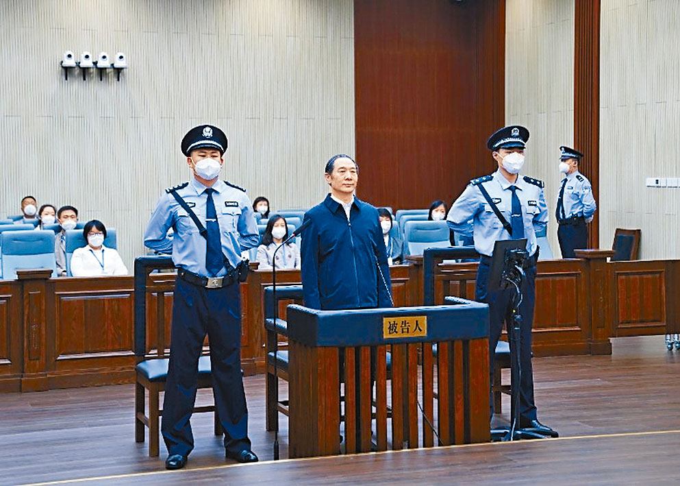 王立科昨天在長春受審。