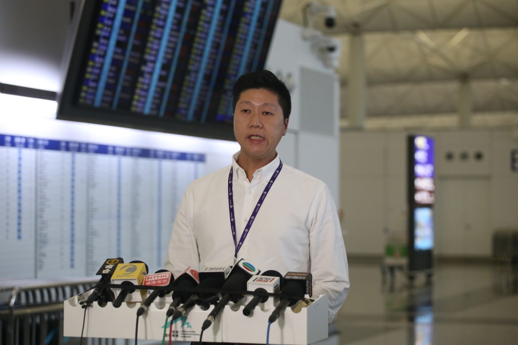 香港快运发言人表示，今日所有航班如常升降。