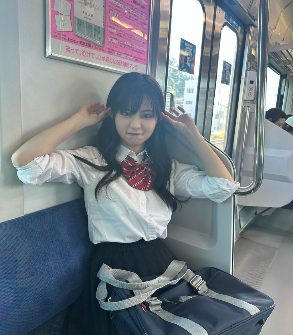最近遊日本又分享大量校服相。