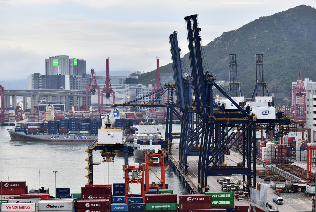 二零二五年十一月份商品整體出口貨值為4,689億元。