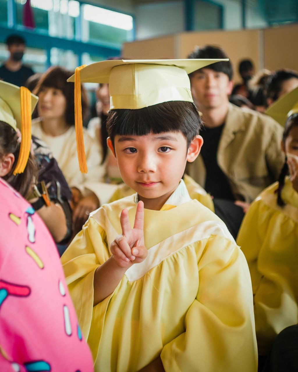 Billy仔已经升小学。