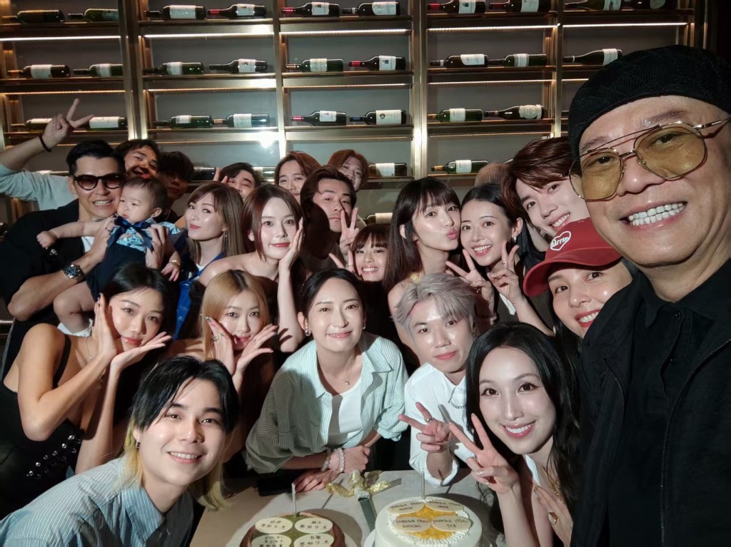 英皇娛樂日前為七、八、九月生日的藝人及同事舉行生日會。