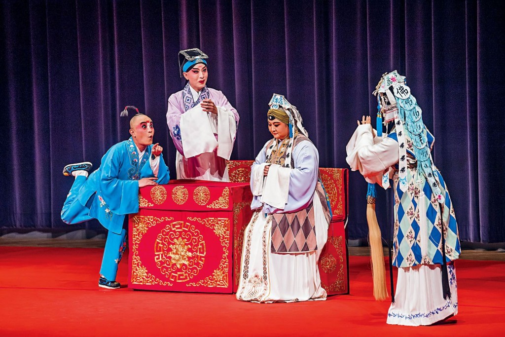 江蘇省演藝集團崑劇院著名藝術家及多位國家一級演員施展精湛的演技唱功，展現崑劇的傳統魅力。