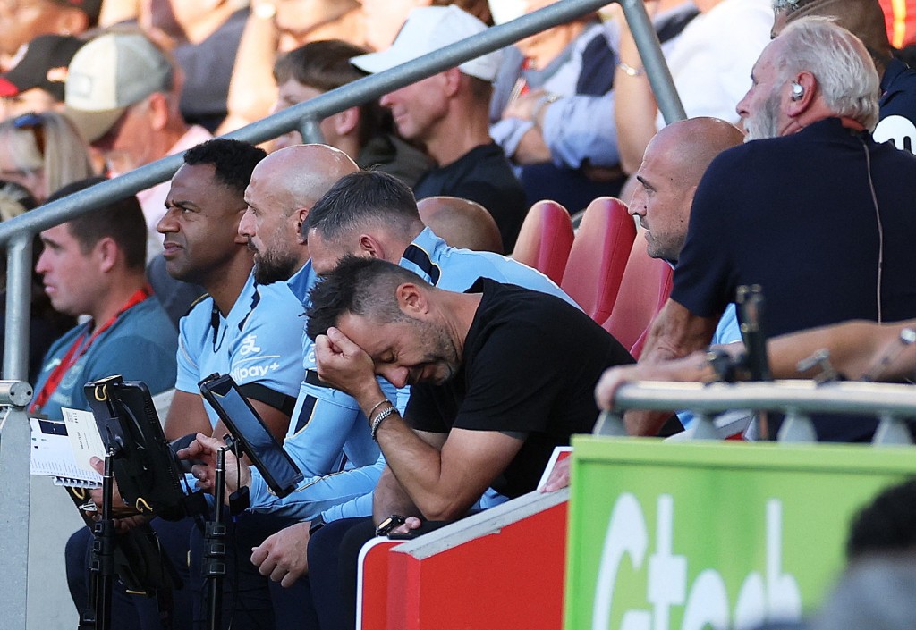 熱刺主帥迪沙比顯得非常失望。路透社