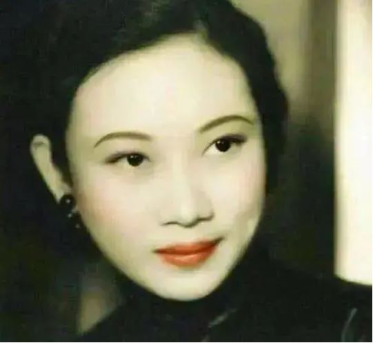「上海小姐」是中国首个面向良家妇女的选美会。