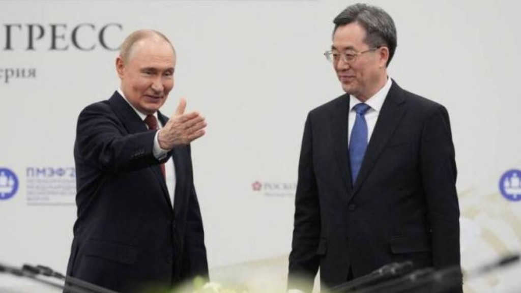 丁薛祥訪問俄羅斯與普京會面。路透社