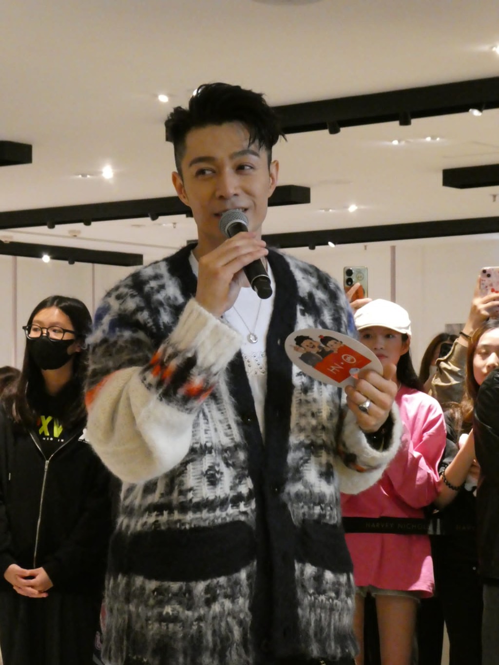 周柏豪、郑融为再合唱开期票！