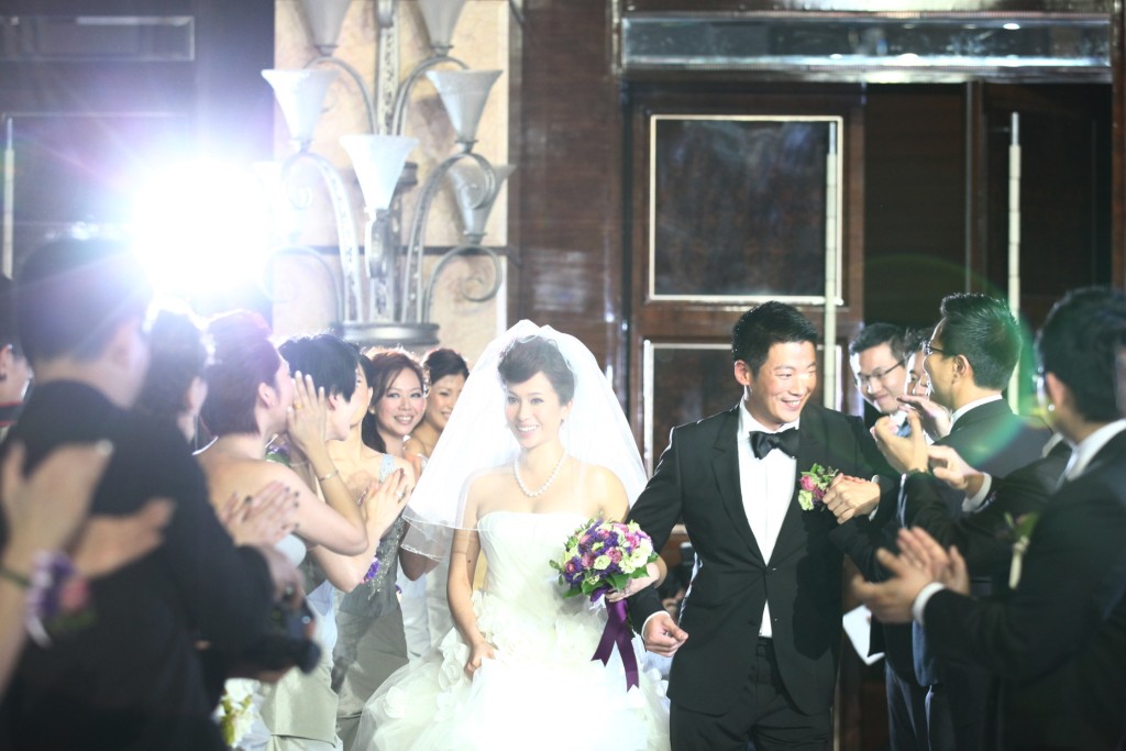 2012年與商人李梓慎結婚。
