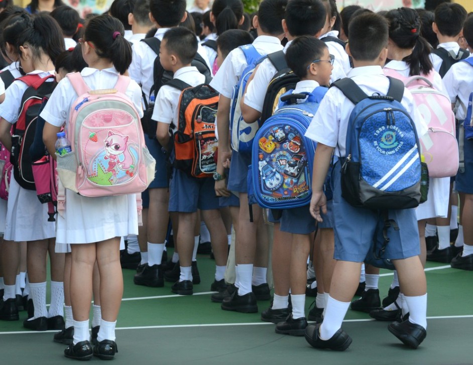 中小學營辦津貼連續兩年削減一成,有些學校因班數不足、壓大較大。資料圖片 中小學營辦津貼連續兩年削減一成,有些學校因班數不足、壓大較大。資料圖片