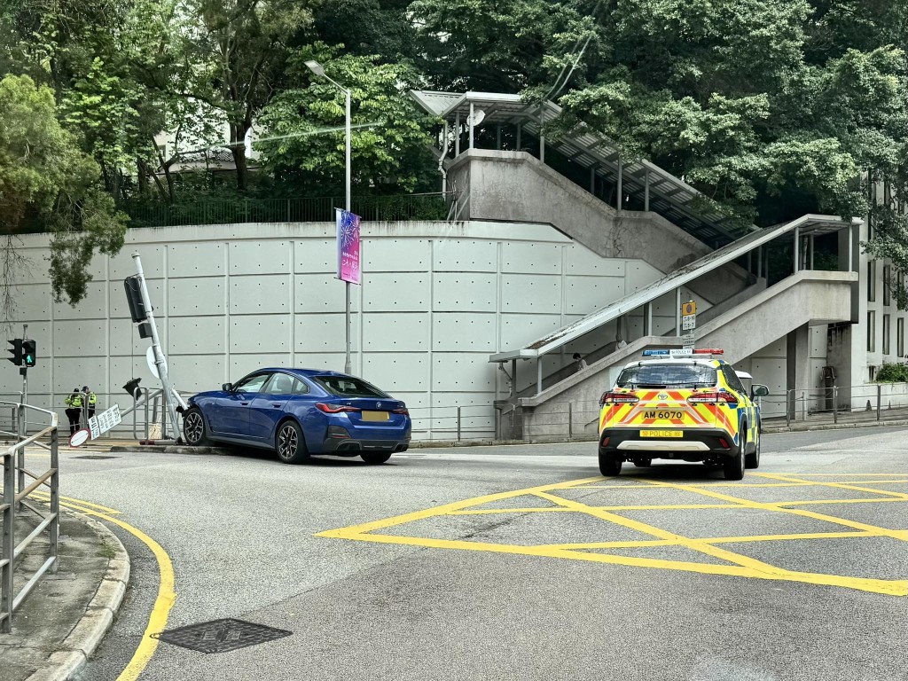 fb馬路的事 (即時交通資訊台)圖片
