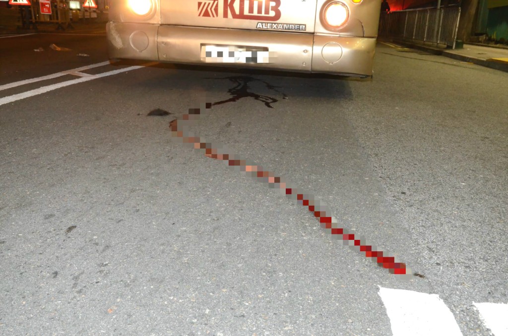 現場留下血路