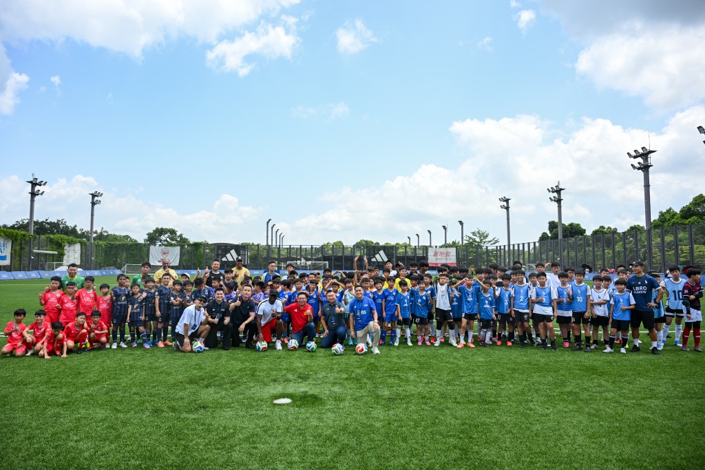 今次的「傳承足球夏令營2026」香港站亦設傳承七人足球錦標賽亦一眾小球員可以在綠茵賽場上展現自己。攝影:魏國謙 今次的「傳承足球夏令營2026」香港站亦設傳承七人足球錦標賽亦一眾小球員可以在綠茵賽場上展現自己。攝影:魏國謙