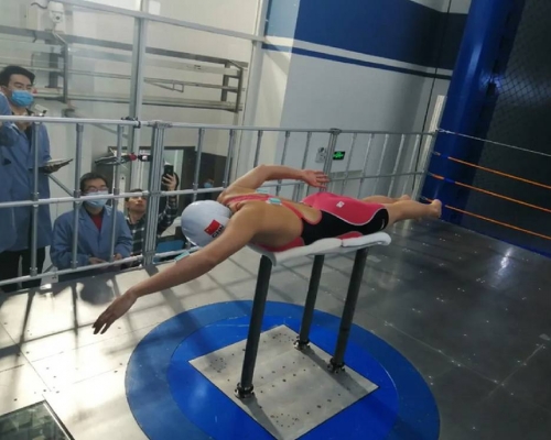 中国航天科技运用在奥运游泳选手训练。网上图片