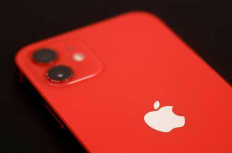 法國上周以電磁波過強為由，要求停售iPhone 12。路透社