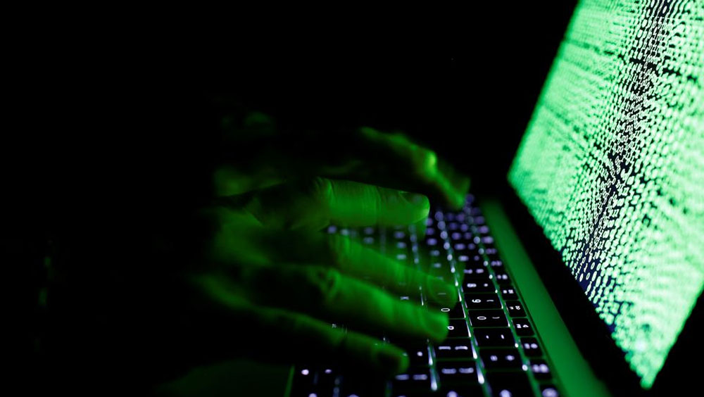 烏克蘭國防部和兩家銀行被黑客攻擊,暗示與俄羅斯有關。路透社圖片