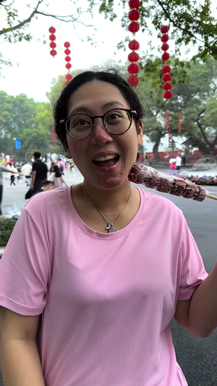 利愛安的紅鼻子相當搶鏡。