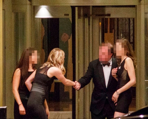 President's Club慈善晚会，只邀请纯男性上流人士参加，日前爆出性扰骚事件，内幕引发各界愤怒。（英国《金融时报》）