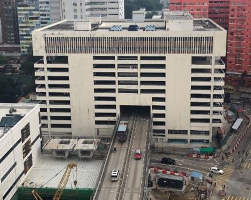 油麻地停車場大廈自3月底開始拆卸。網誌圖片