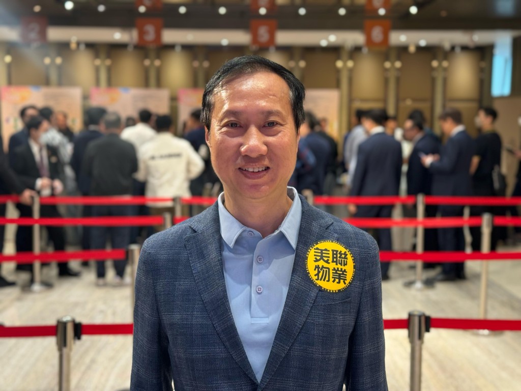 布少明表示，該行其中一組大手客擬斥1,500萬元購買3伙。