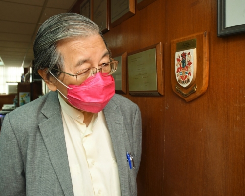 醫學會會長蔡堅表示,曾與政府官員會面,了解計劃運作情況。 資料圖片