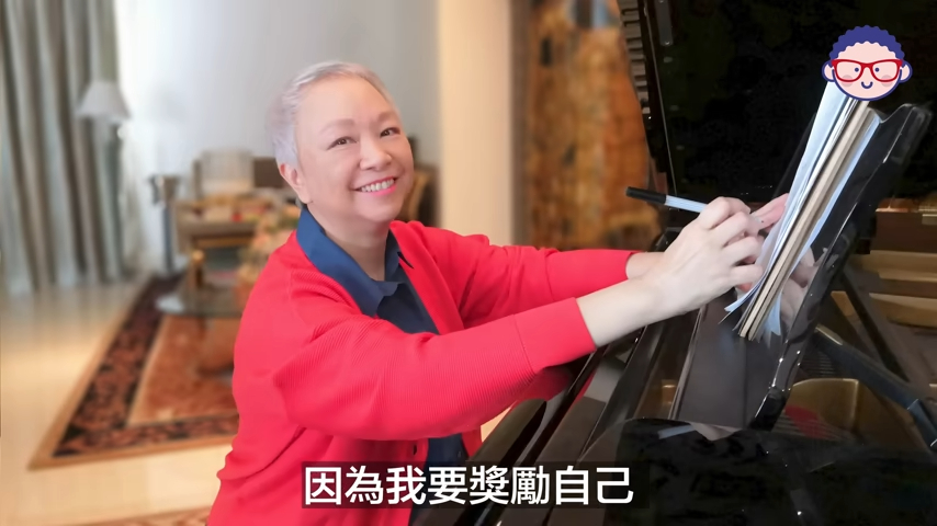 陈秋霞2016年不幸患上乳腺癌二期，经过长时间的化疗终于康复，她对于现时生活非常满足。