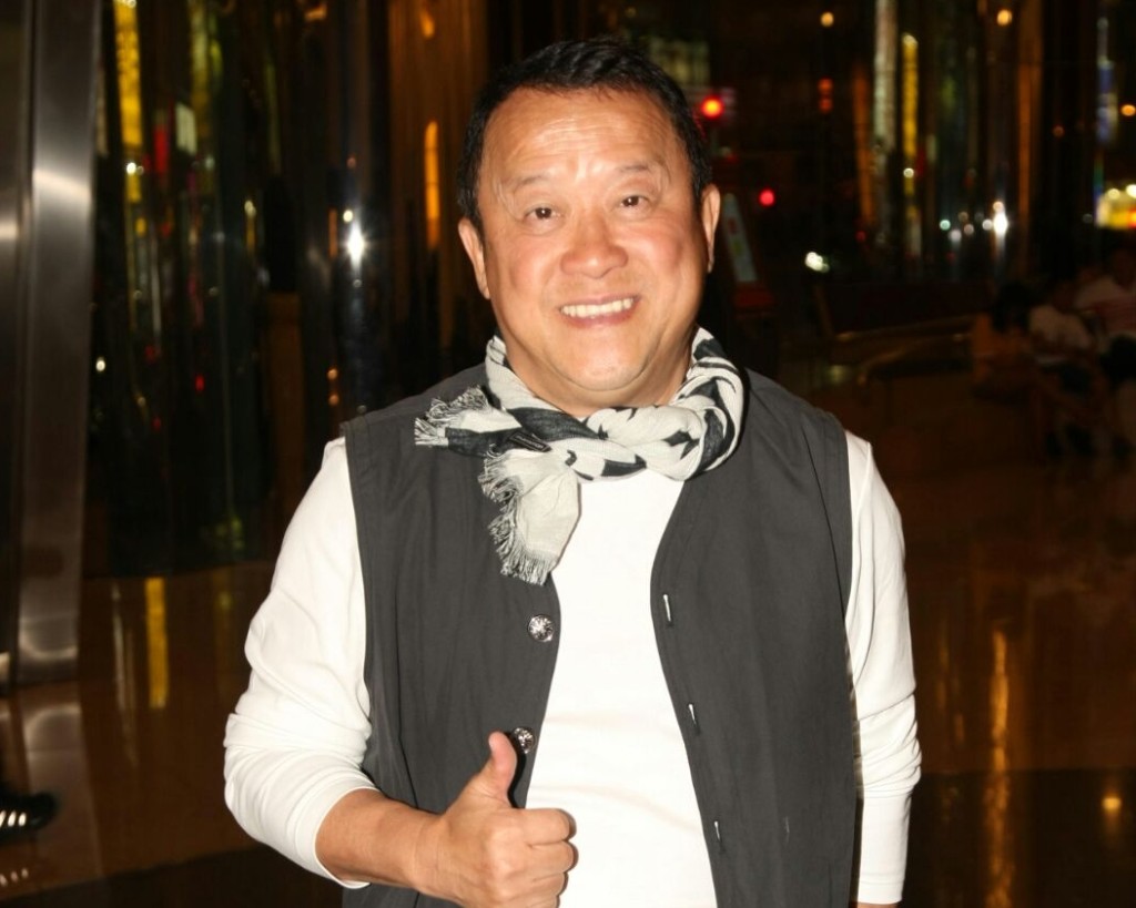 志伟以素宴作为生日序幕。