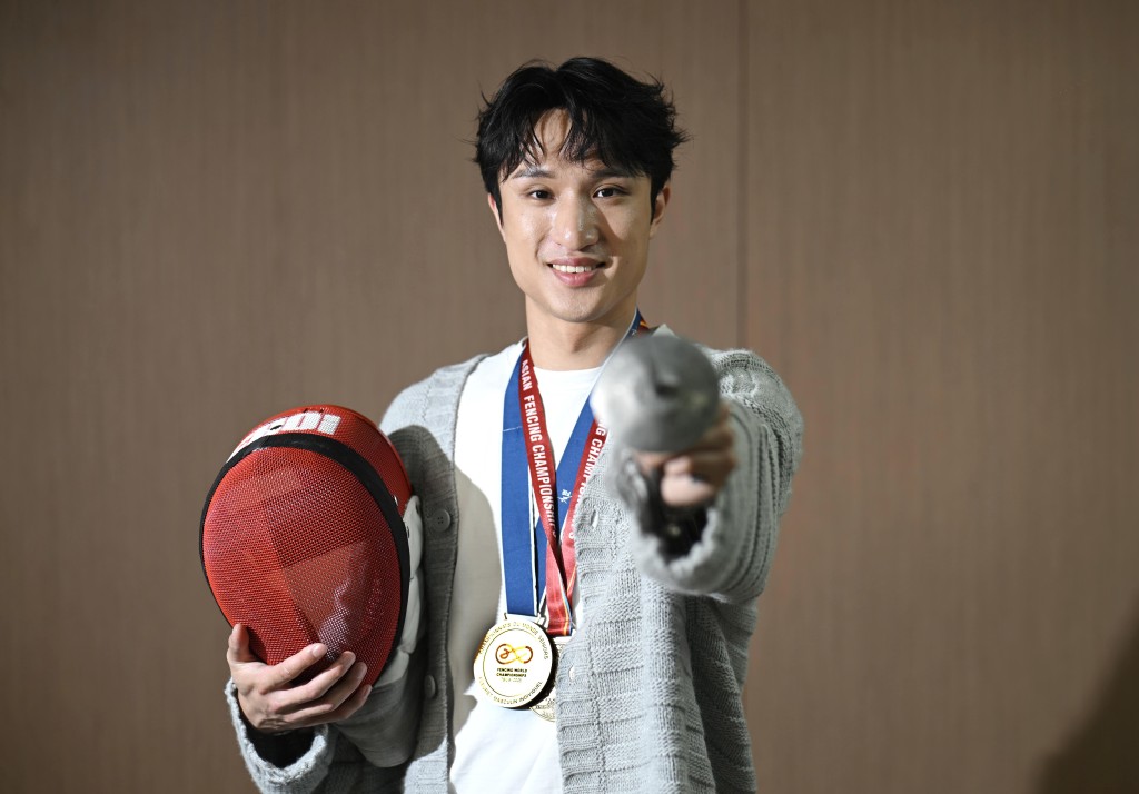 蔡俊彥於上屆全運會隨男花隊奪得團體賽銅牌。蘇正謙攝