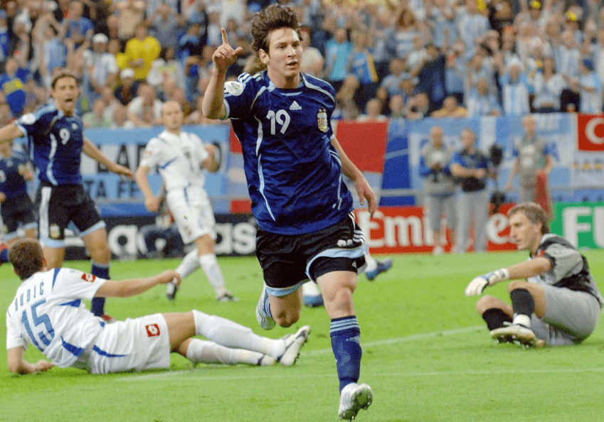 15年前，美斯为阿根廷在对克罗地亚时射入其生涯第1个国家队入球。Reuters