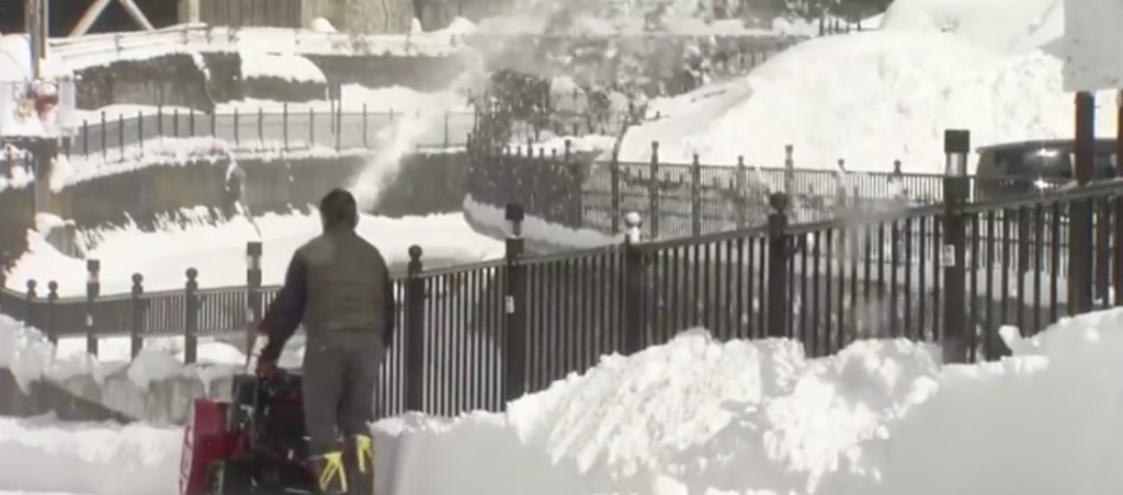 據青森電視台（ATV）報道，弘前市23日清晨的積雪量一度達160厘米，打破2013年2月的153厘米紀錄，成為自1982年有統計以來的最高紀錄。