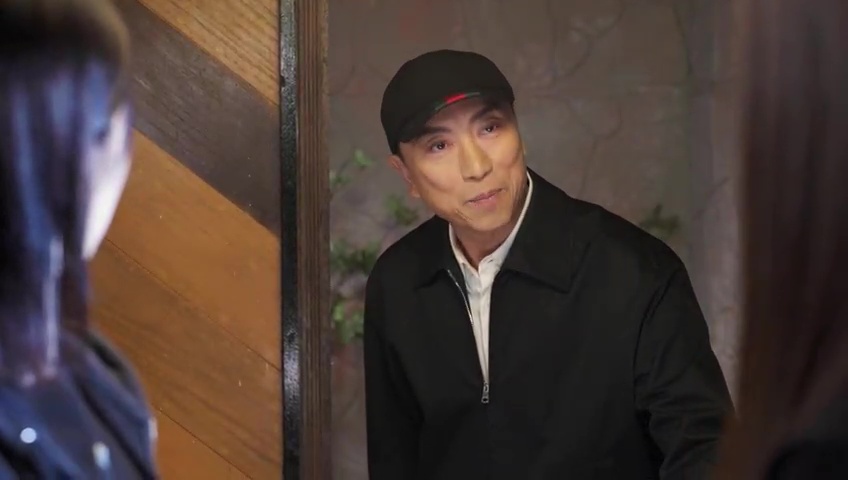 鄔友正客串演出。
