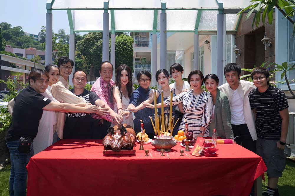 劇組日前舉行開鏡拜神儀式。