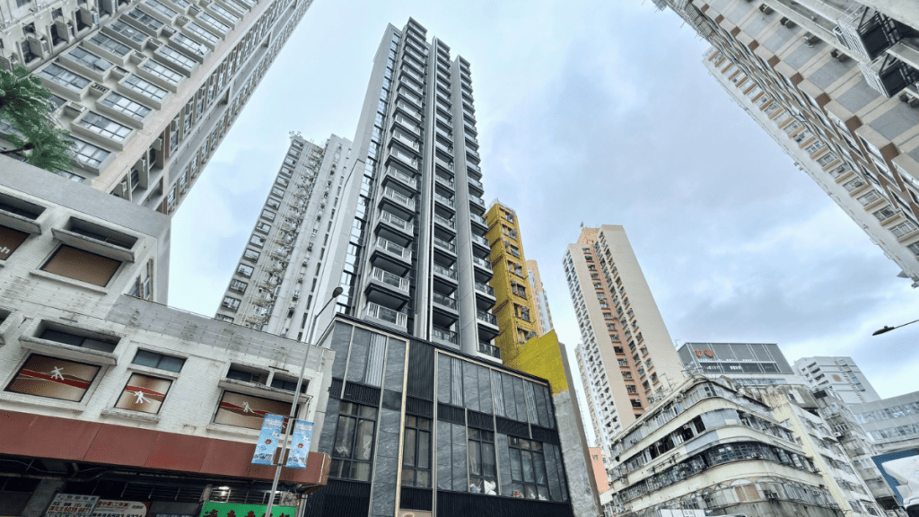 幸荟招标连沽10伙，套现逾3684万。