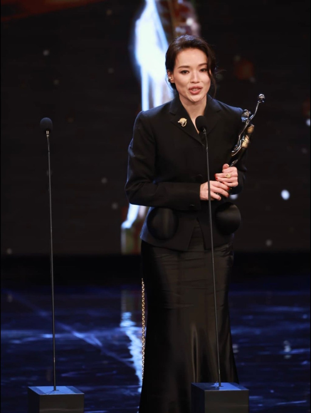 自認「最老新導演」。