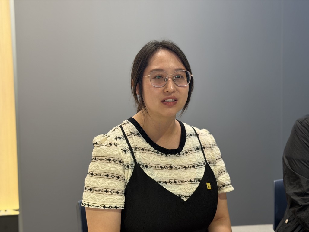 讲师常思维期望日后研发可供工人佩戴的AI眼镜,通过技术提升行业安全水平。佘丹薇摄 讲师常思维期望日后研发可供工人佩戴的AI眼镜,通过技术提升行业安全水平。佘丹薇摄