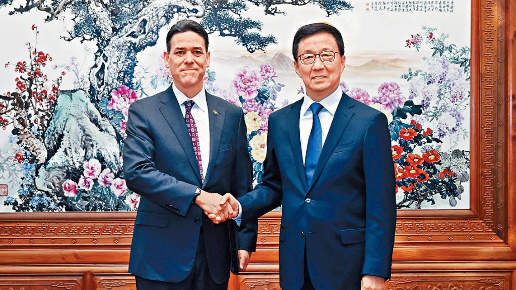 韓正在北京會見美國俄勒岡州參議長瓦格納。 新華社 韓正在北京會見美國俄勒岡州參議長瓦格納。 新華社