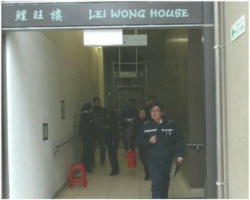 现场是鲤鱼门邨鲤旺楼。林思明摄