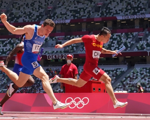中國在男子4x100米接力在準決賽跑出37秒916佳績。Reuters