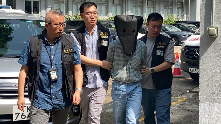 警方拘捕60歲疑犯。