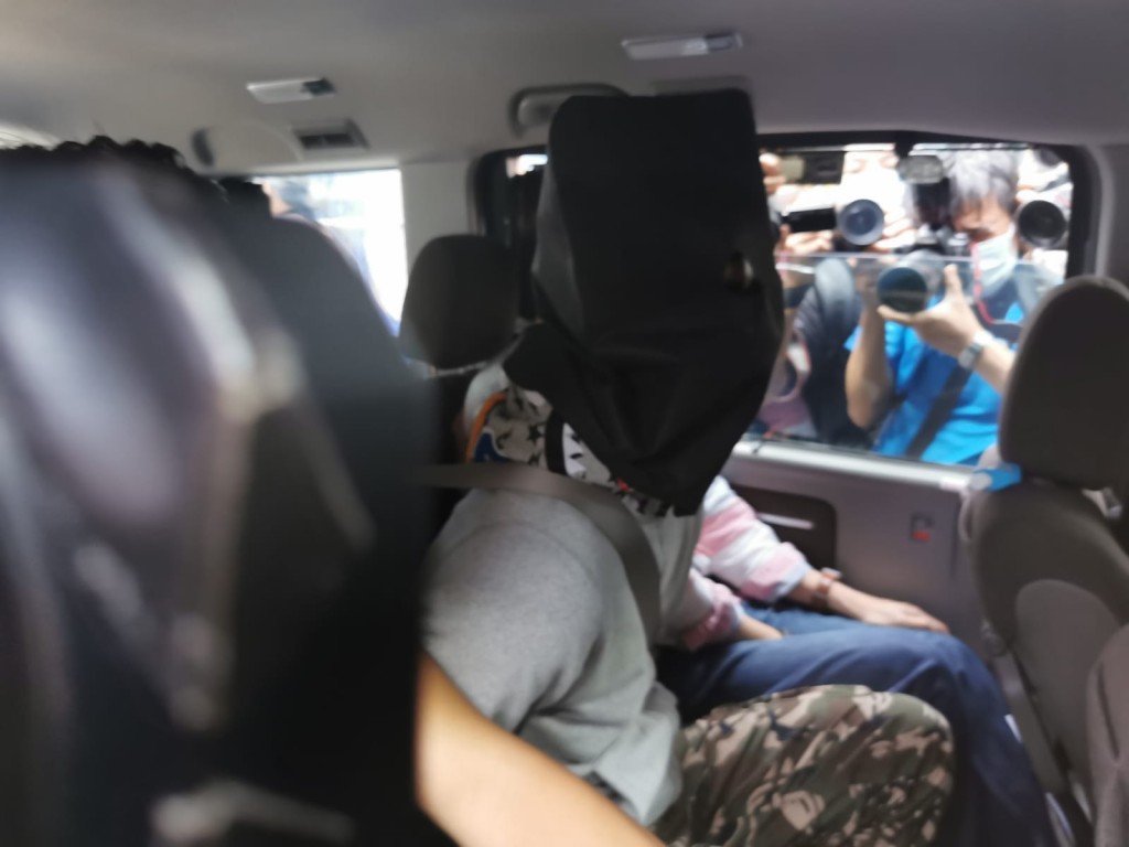 警方拘捕疑犯。