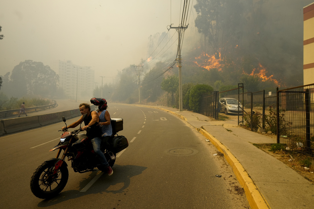 智利山火持續。美聯社