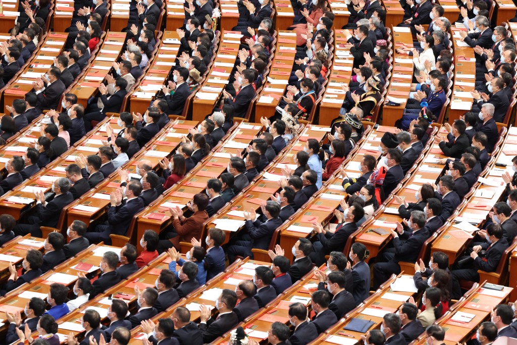 闭幕会昨日（22日）在北京人民大会堂举行。 新华社