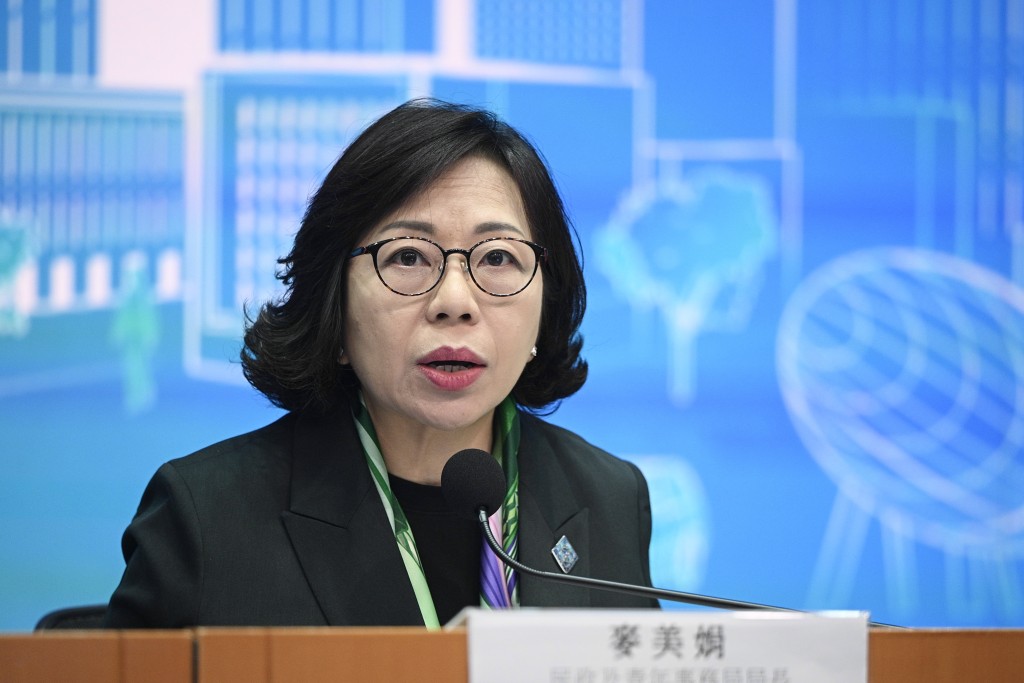 民青局局长麦美娟强调,政府高度重视区议员的个人品行与诚信操守。 民青局局长麦美娟强调,政府高度重视区议员的个人品行与诚信操守。