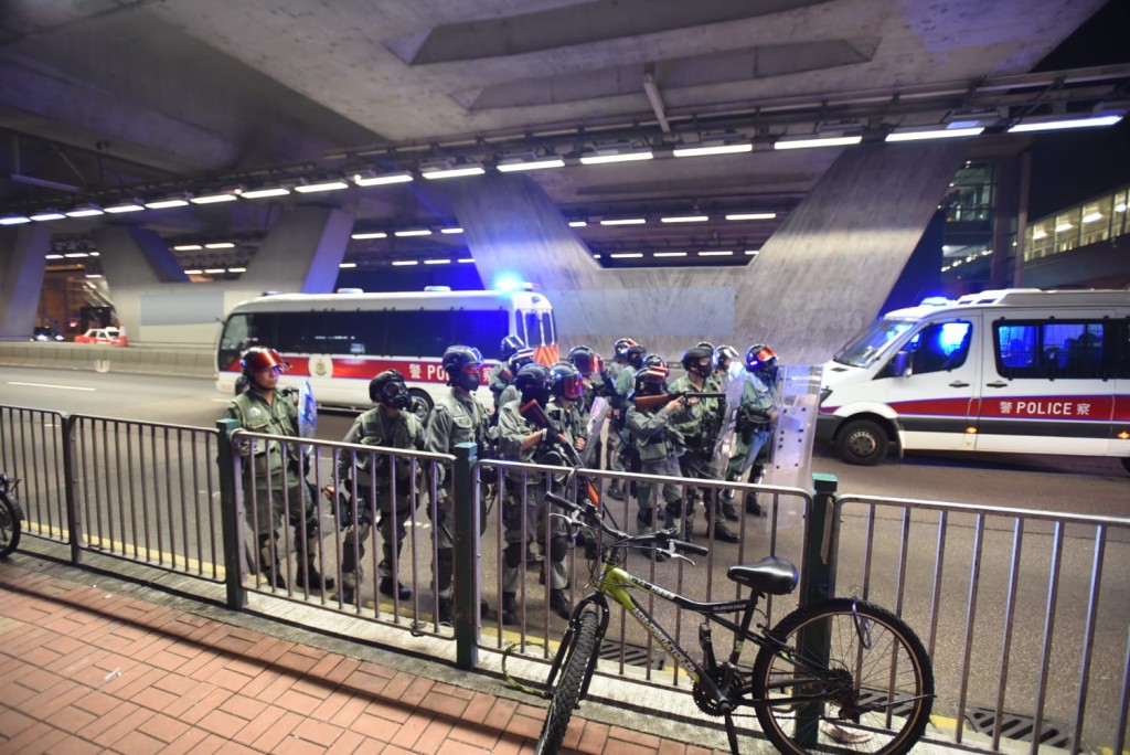 大圍火車站門口。